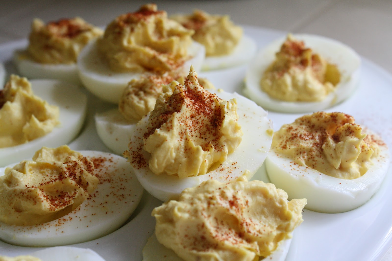 Sunny Simple Life: Simple Deviled Eggs